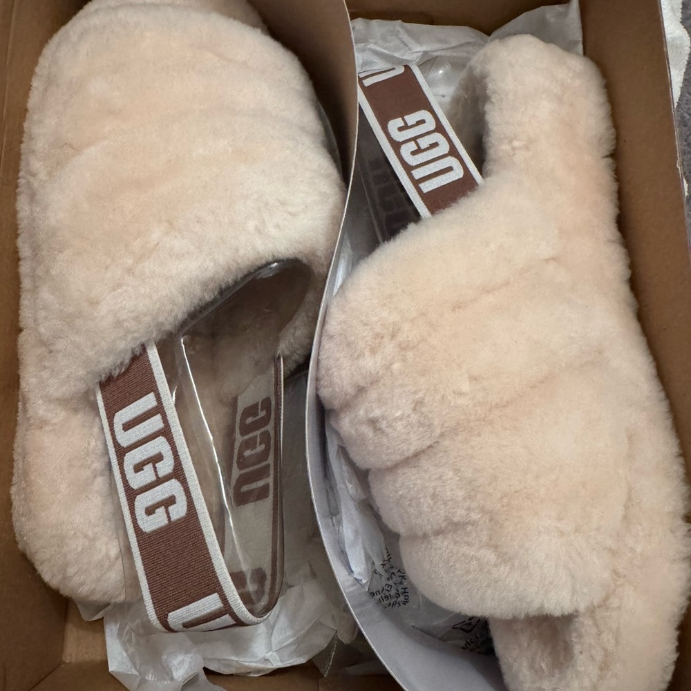 UGG Fluff Yeah Slides